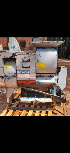 Debulhadeira de milho e feijão marca laredo