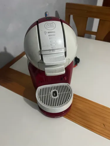 Cafeteira Dolce Gusto