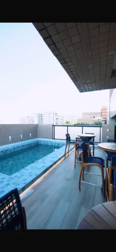 COBERTURA PALM VILLE ALPHAVILLE, FINAMENTE DECORADO, PISCINA PRIVATIVA, MOBILIADA.