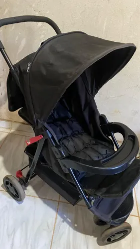 Carrinho de bebê 200reais