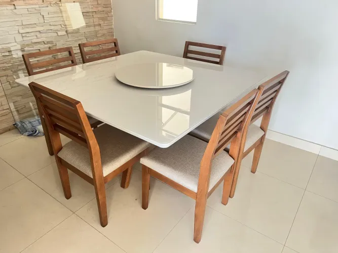 Mesa laca nova 
