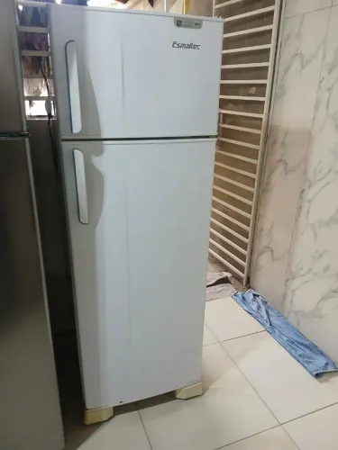 GELADEIRA ESMALTEC