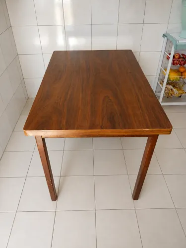 Mesa de madeira 120x80cm
