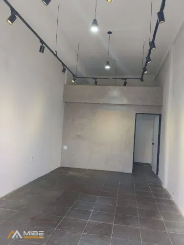 Salão Comercial para alugar, 40 m² por R$ 1.968 - Loteamento Remanso Campineiro - Hortolân