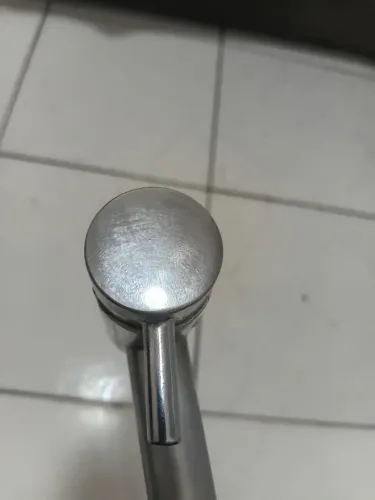 Vende-se torneira ,da marca Docol,para pias 