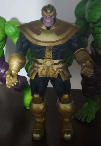 Thanos marvel select 