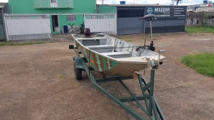 Barco 5 Metros Borda Alta + Motor Mercury Super 15 + Motor Elétrico + Reboque Documentado