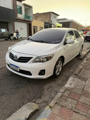 Toyota Corolla xei ano 2013