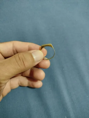 Anel de ouro amor de mãe.