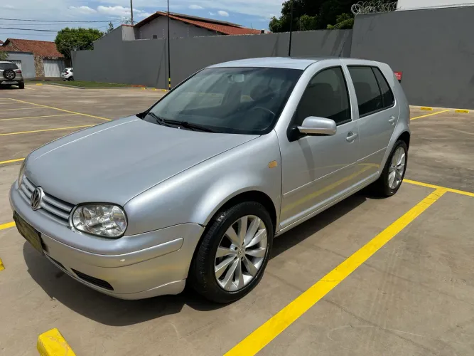 Volkswagen Golf 1.6 MI/ 1.6 MI Gener./black & Silver 2001