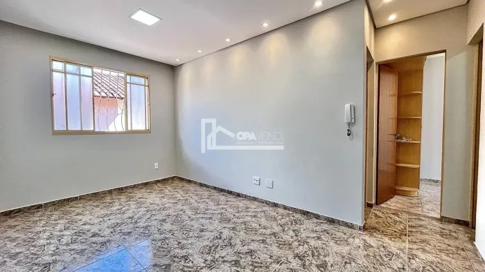 Casa em condominio, Bairro Vila Cloris , 2 quartos , 1 Banheiro , Sem vaga