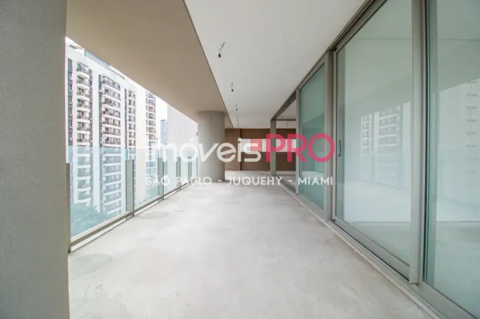 Apartamento Altíssimo padrão Itaim Nobre próximo parque do povo
