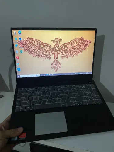 Notebook Lenovo core i7 8th, 12gb ram, placa de vídeo Radeon 2gb 