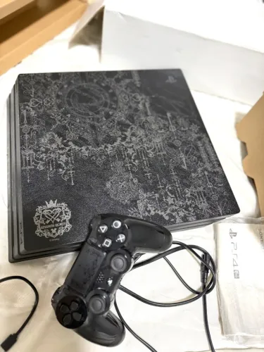 PlayStation 04 PRO Edição LIMITADA