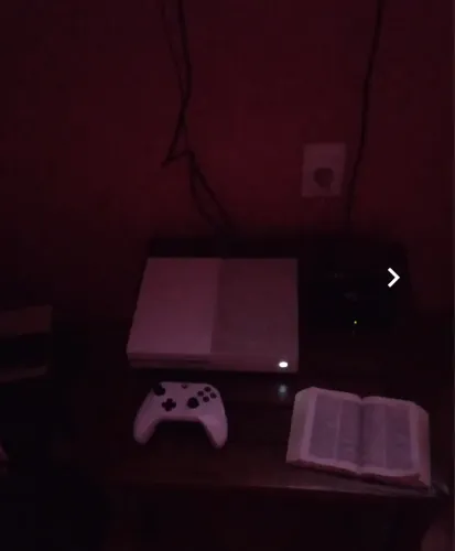 Xbox one s pra troca, pego iphone 11 pra cima!