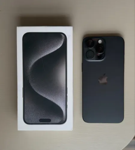     iPhone 15 Pro Max 256 GB