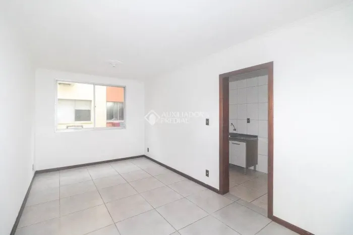 Imóvel para aluguel tem 62 metros quadrados com 2 quartos em São João - Porto Alegre - RS