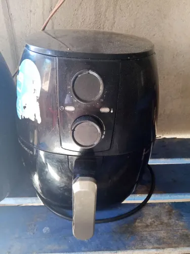 Vendo uma Air fryer