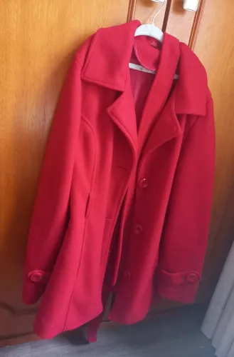 MARAVILHOSO CASACO FEMININO - TAM. P - Oportunidade!!