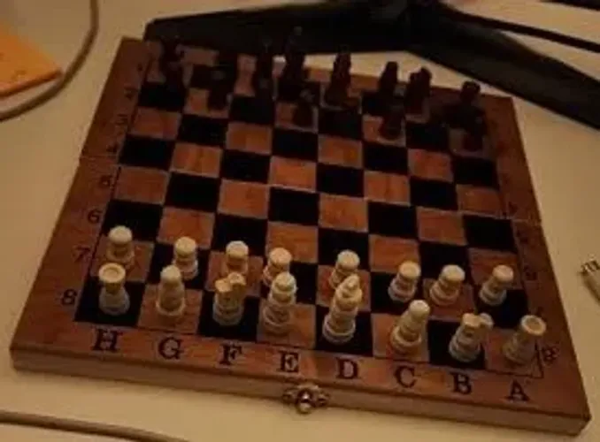 Jogo de Xadrez Magnético 29x29 cm 3 em 1 com Damas e Gamão Tabuleiro de Madeira