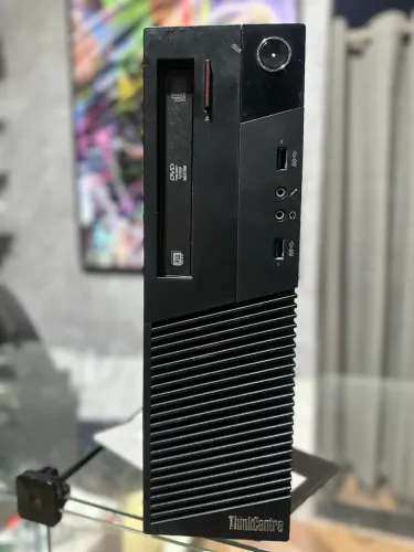 Lenovo ThinkCentre Pentium 4ª Geração 8GB de Memória RAM HD 500GB
