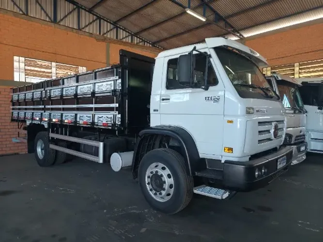 VW 17190 Com Apenas 158 mil km original unico dono