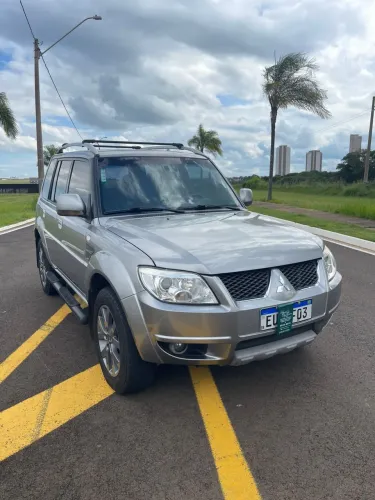 Mitsubishi Pajero TR4 2.0 Flex 16V 4X2 Aut. 2013