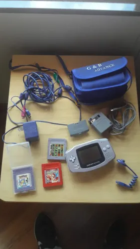 Gameboy advanced + Kit completo