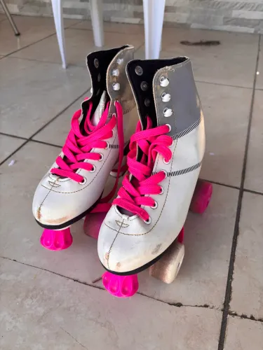Patins 4 rodas Tamanho 35-36