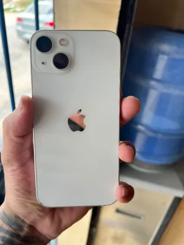 iPhone 13 White