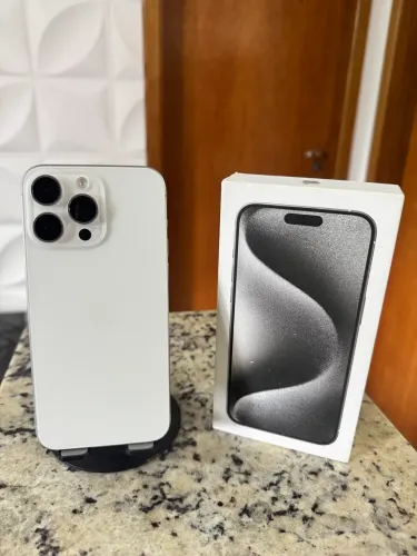 iPhone 15 Pro max Estado de novo