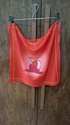 Vendo lindo lenço r$ 30