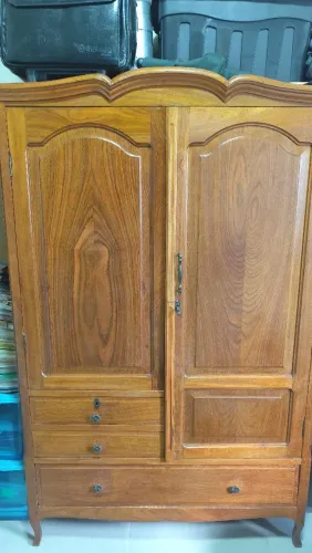Guarda roupas solteiro em madeira