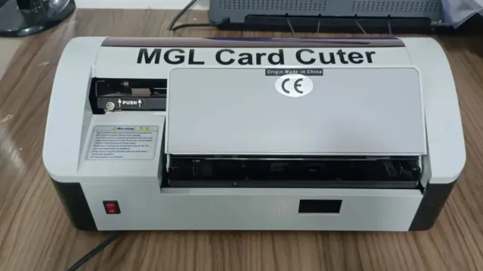 Máquina de cortar cartão de visitas MGL CARD CUTTER elétrica