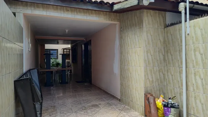OPORTUNIDADE P/ INVESTIDOR  3 CASAS 2 PONTOS COMERCIAIS L