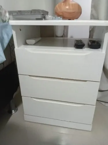 Mesinha de cabeceira