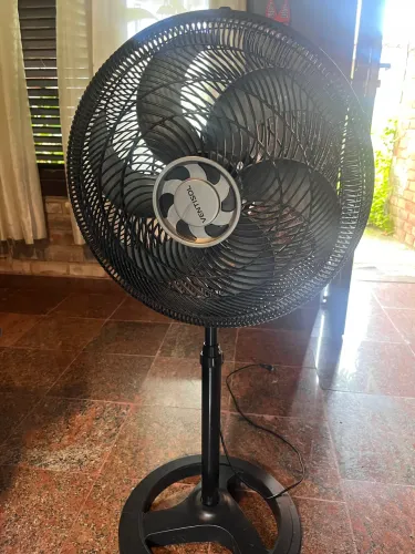 Ventilador Ventisol de Coluna Oscilante 6 pás