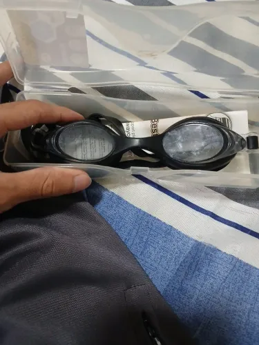 Vende-se óculos de mergulho Speedo Focus