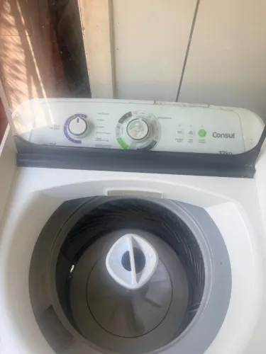 Máquina de lavar roupas c defeito