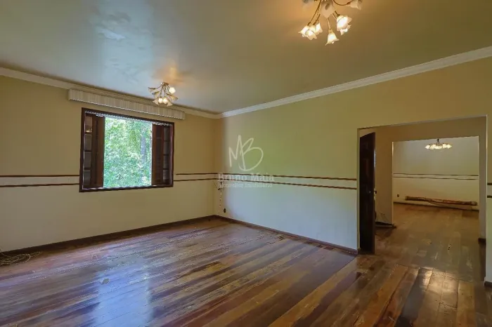 Casa no Vila Del Rey à venda com 420m², 4 quartos e 5 vagas - terreno de 2400m2