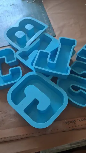 Forma silicone em letras