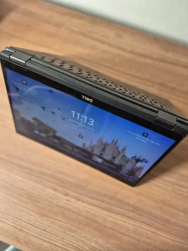 Dell Latitude 7390 2 em 1 Touchscreen
