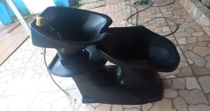 Vende-se lavatório para salão de beleza