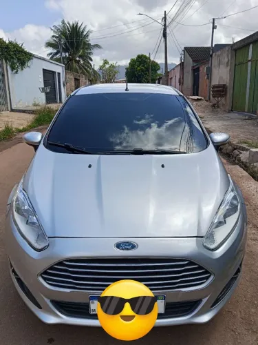 Ford Fiesta 1.5 16V Flex Mec. 5P 2015
