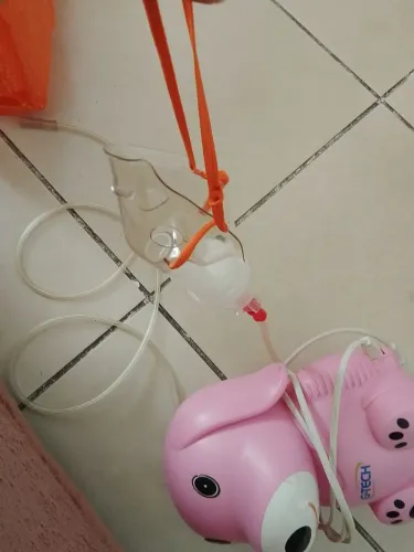 Nebulizador do cachorro rosa