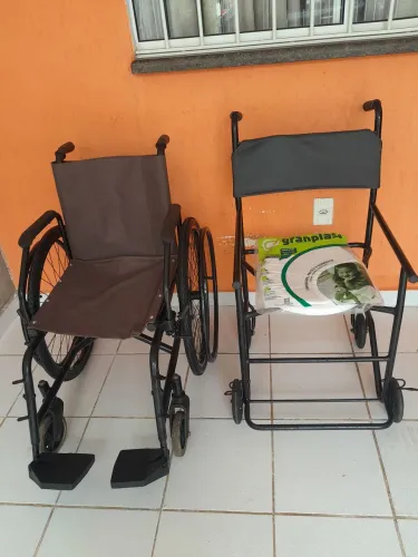 Cadeira de rodas 235,00 Reais 