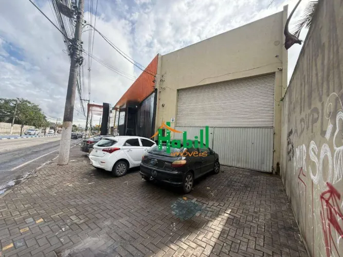 Galpão para alugar, 246 m² por R$ 6.800,00/mês - Vila Amorim - Suzano/SP