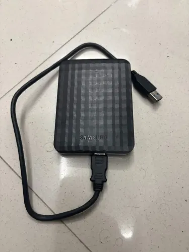 HD externo Samsung 1 TB - funcionando, com cabo