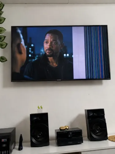 Título: TV Samsung Smart 42 com defeito na tela + controle