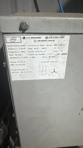 Autotransformador Trifásico a Seco STKV 7,5 kVA 380V para 220/127V